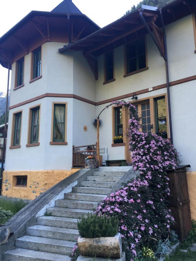 L'Aria Di Casa Bed & Breakfast Alagna Valsesia Exterior photo